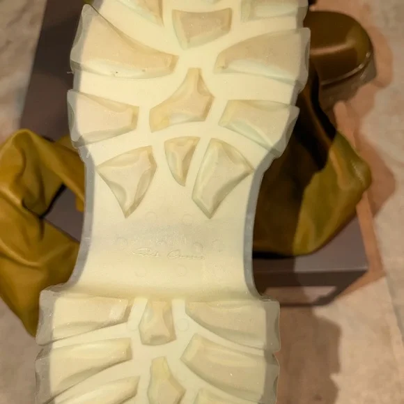 Rick Owens Tan Knee-High Boots 41/8 display picture 3